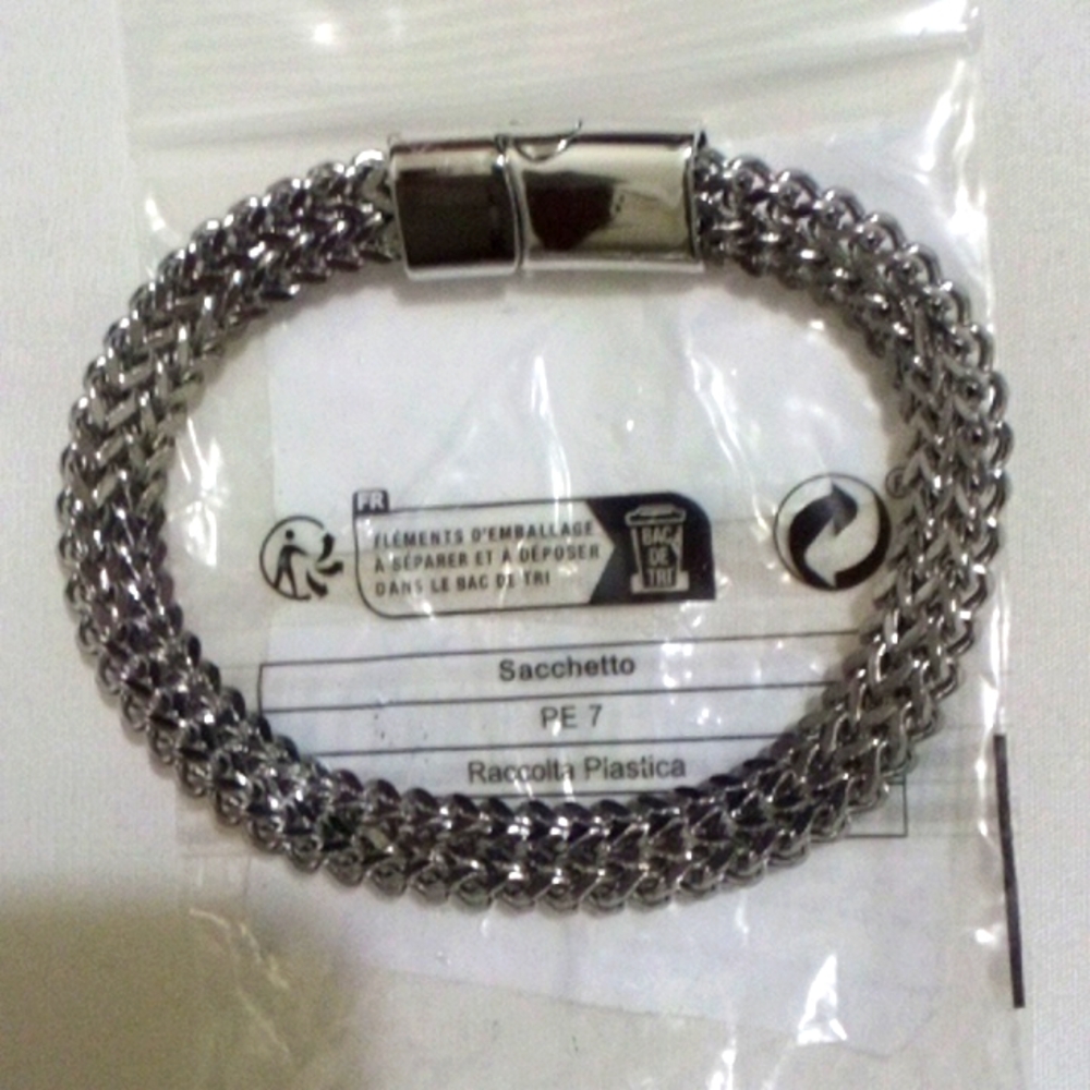 Stainless steel bracelet.